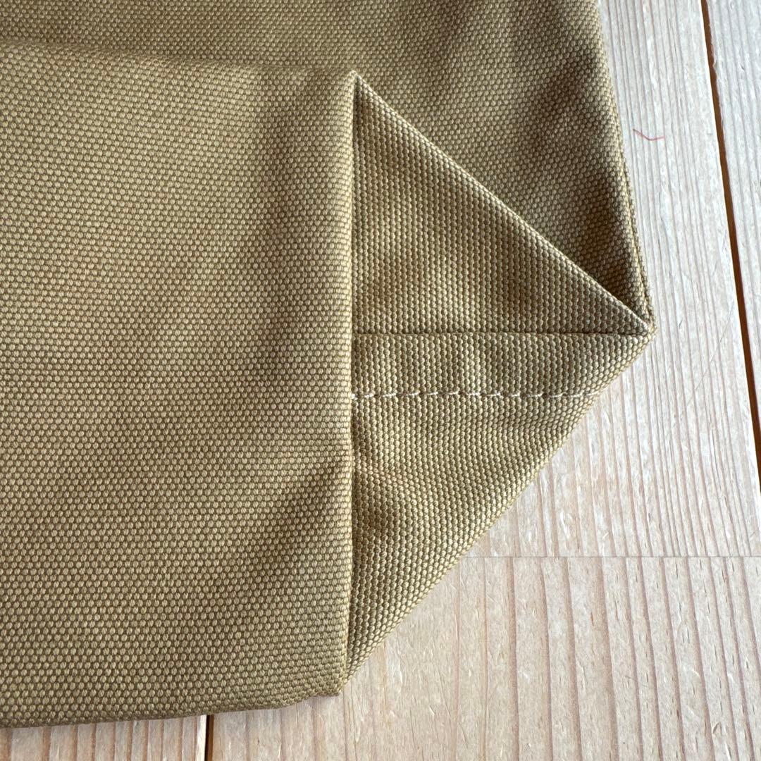 【新品】marimekko Lunchbag Solid ベージュ 日本限定☆