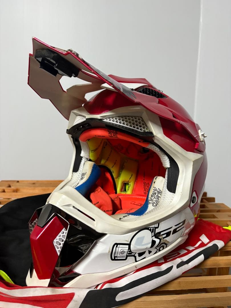 LS2 SUBVERTER オフロードヘルメット Lサイズ　(ゴーグル付き)