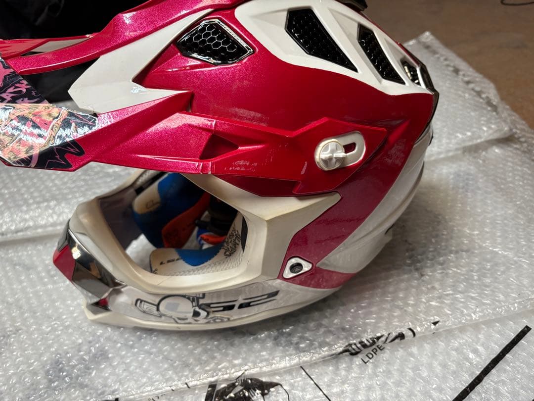 LS2 SUBVERTER オフロードヘルメット Lサイズ　(ゴーグル付き)