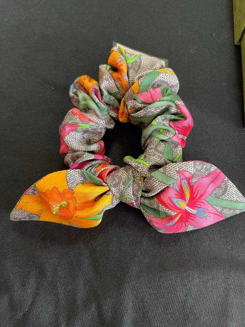 GUCCI シュシュ 2点セット