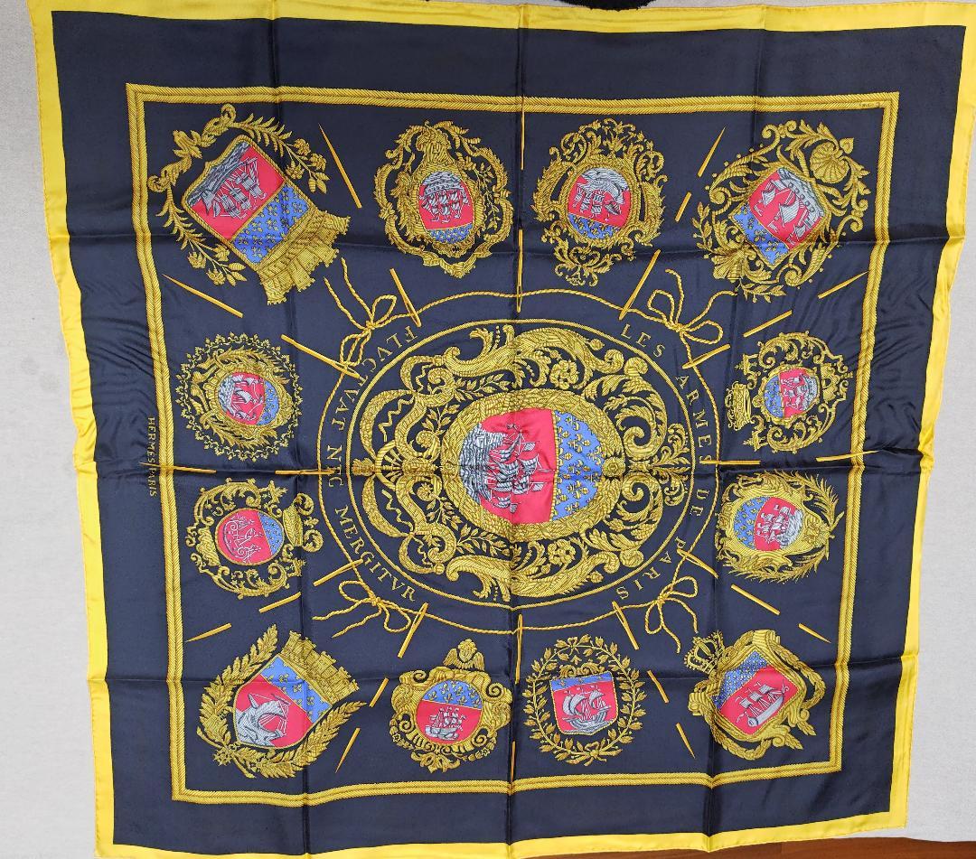 HERMES スカーフ 紋章デザイン