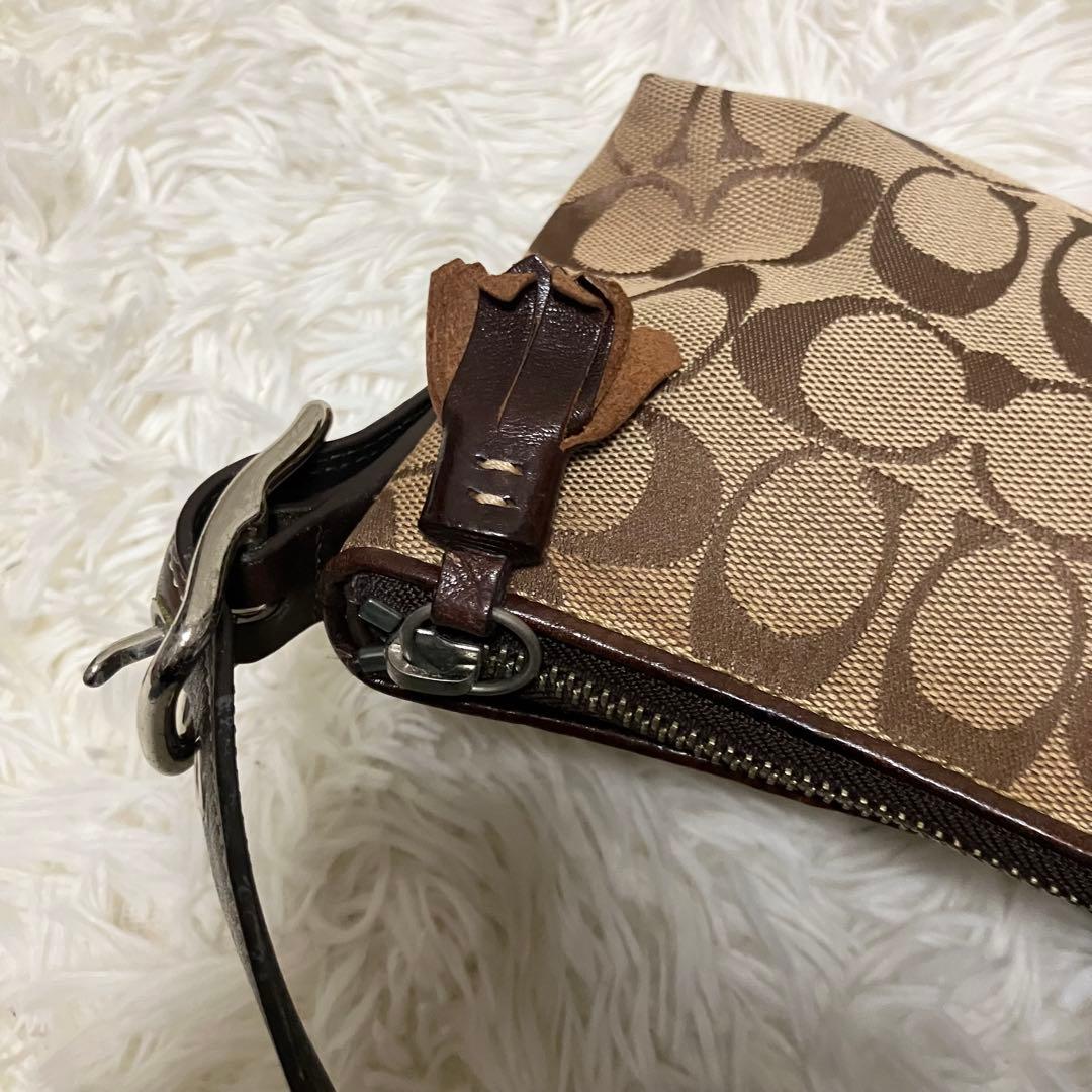 COACH アクセサリーポーチ 8K09 シグネチャー ストライプ チャーム