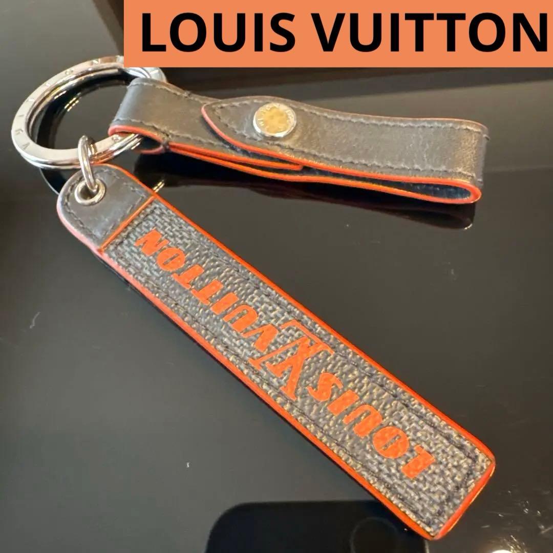 LOUIS VUITTON Keyring ヴィトンキーホルダー　M67776