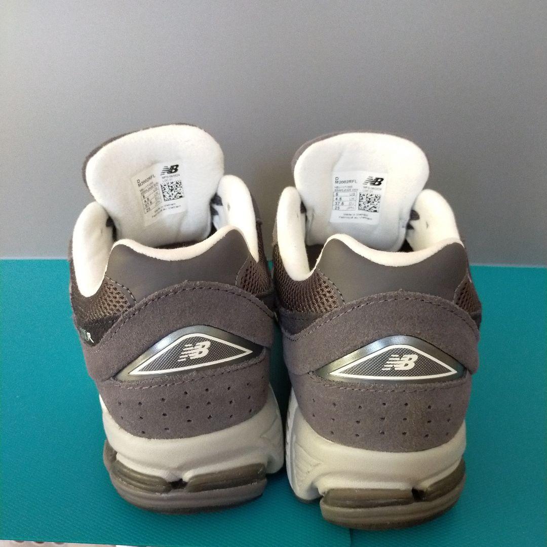 値引　ニューバランス2002R 新品　グレー23cm スニーカー
