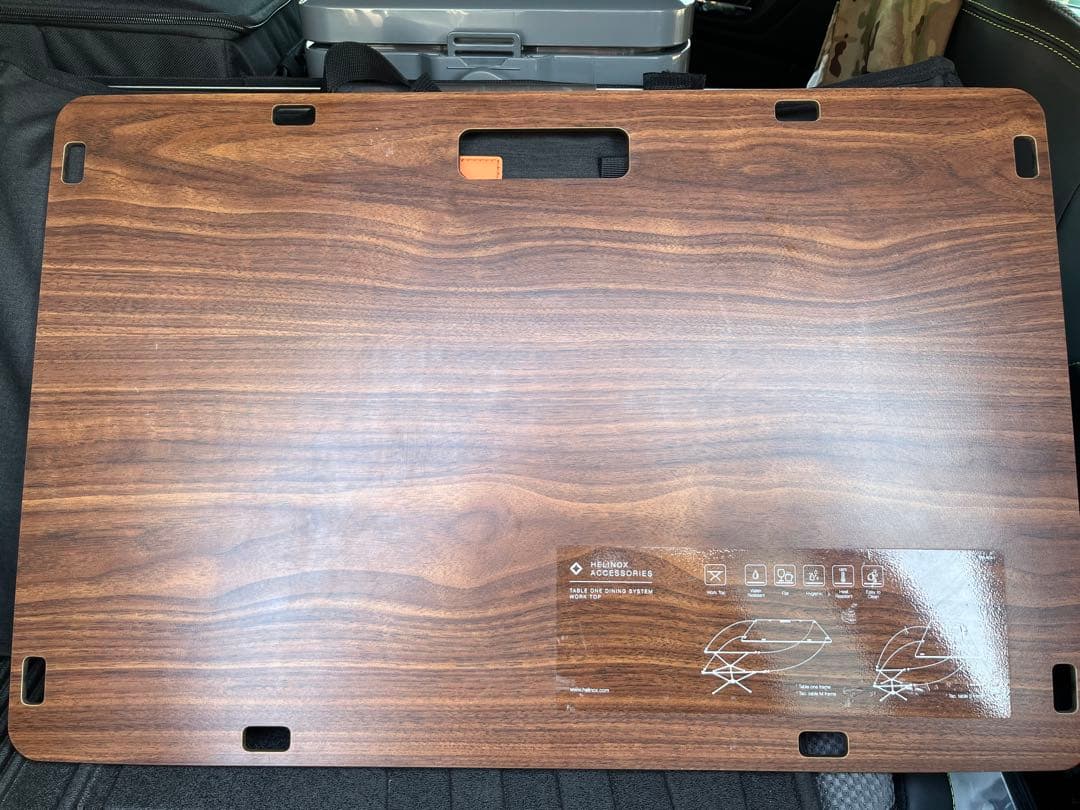 ヘリノックス　テーブル　ソリッドトップ　ウォールナット