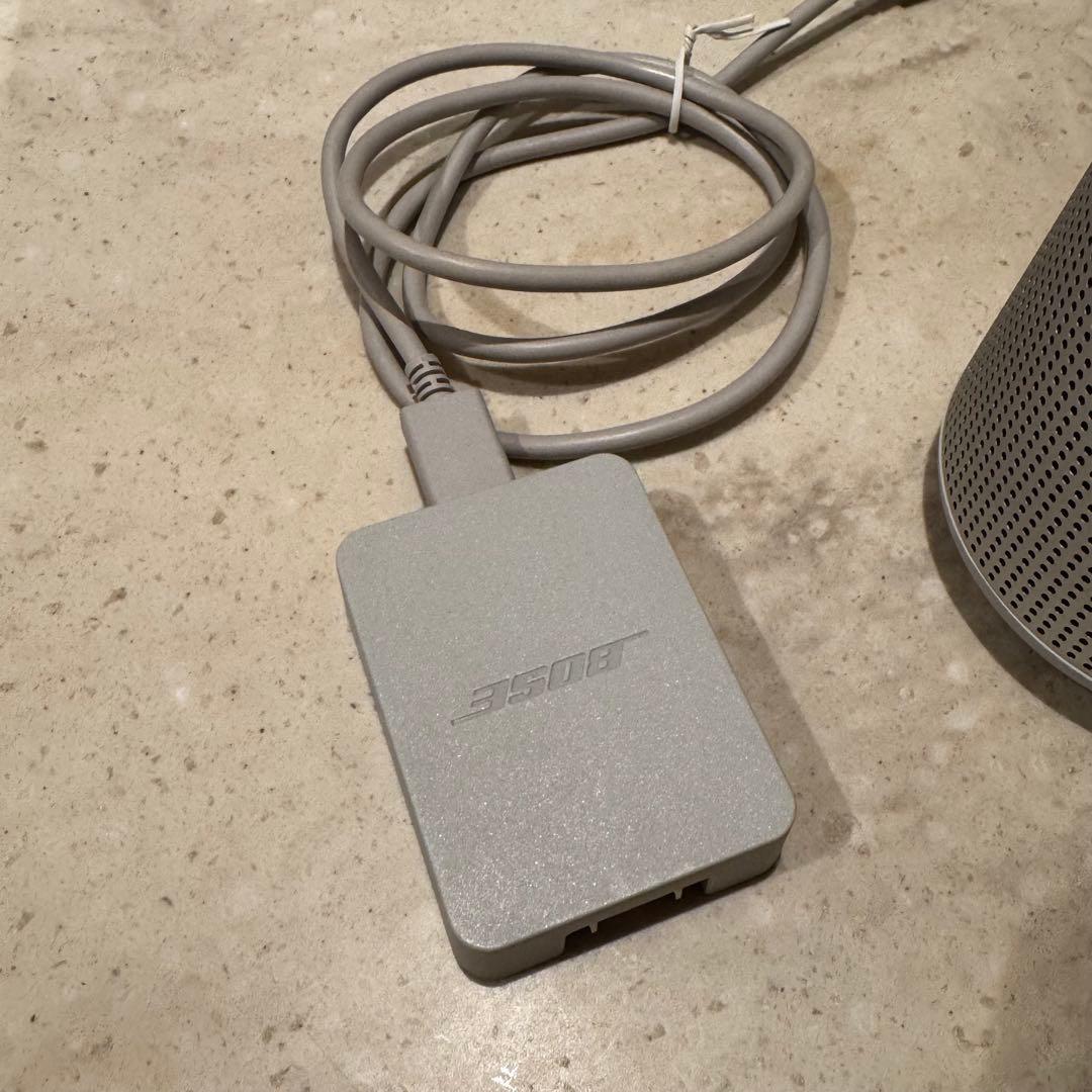 Bose SoundLink Revolve ワイヤレススピーカー（充電器付き）