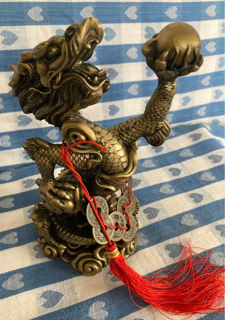風水 開運 玉を捧げる龍 金属製 迫力ある重量感 財力強運を引き寄せる置物