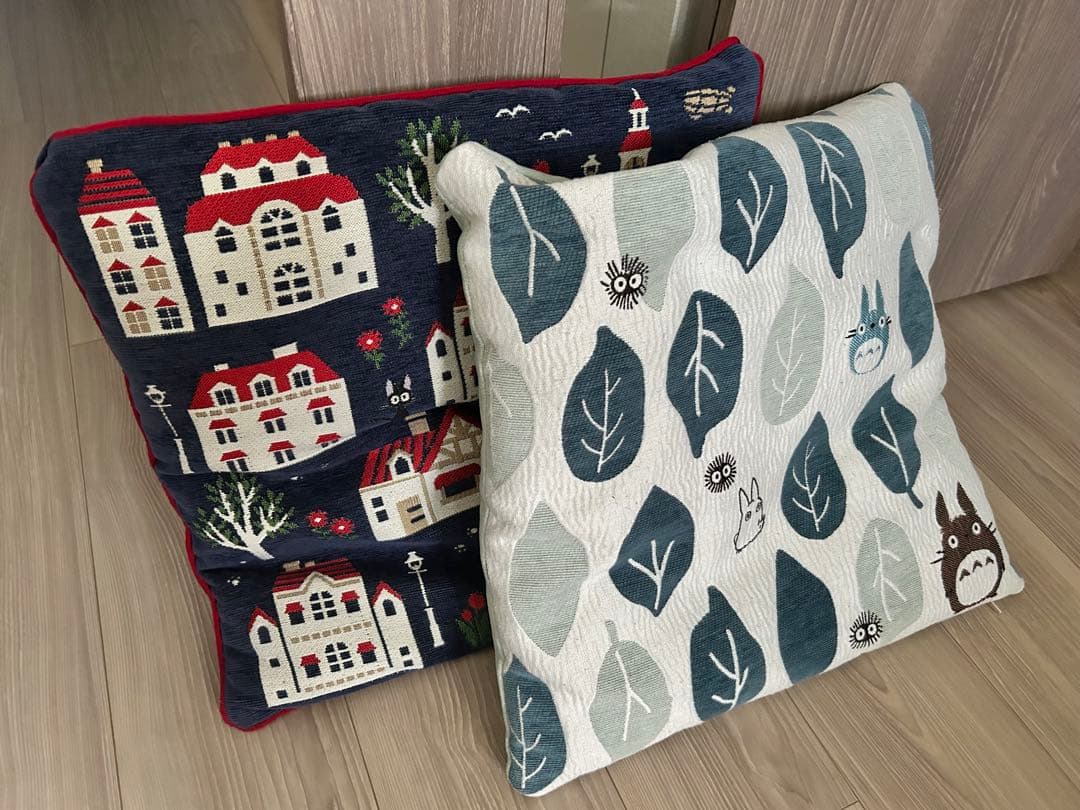 【ジブリ】「トトロ」と「魔女の宅急便」のクッションカバー