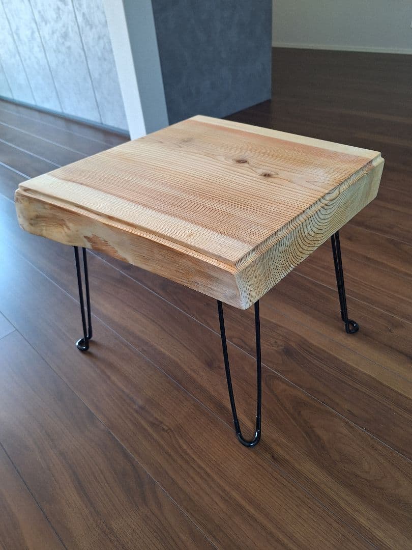 限界価格　杉　無垢材　サイドテーブル