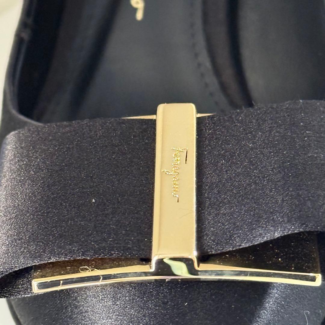 Ferragamo CAPUA85T 黒パンプス 5 1/2C