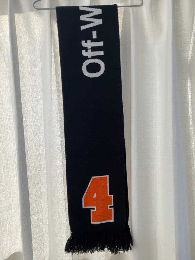 Off White マフラー