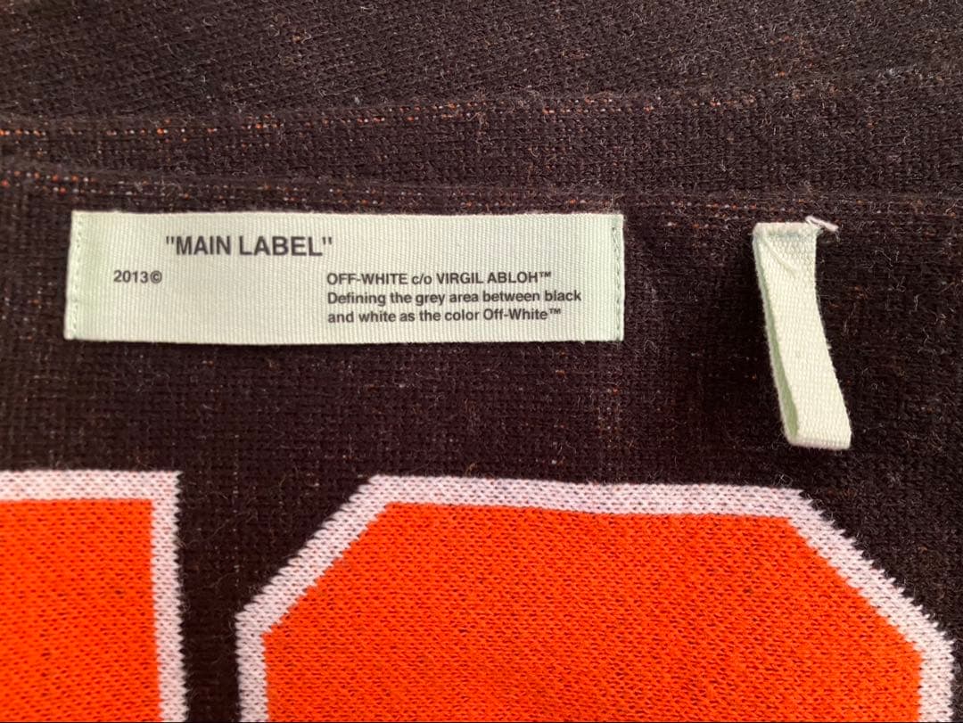 Off White マフラー