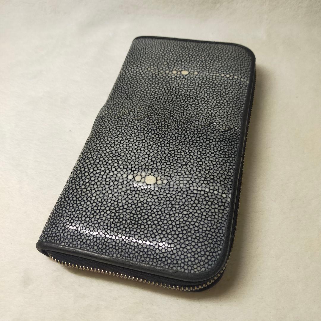 希少 ボッテガヴェネタ スティングレイ エイ革 ラウンドファスナー 黒