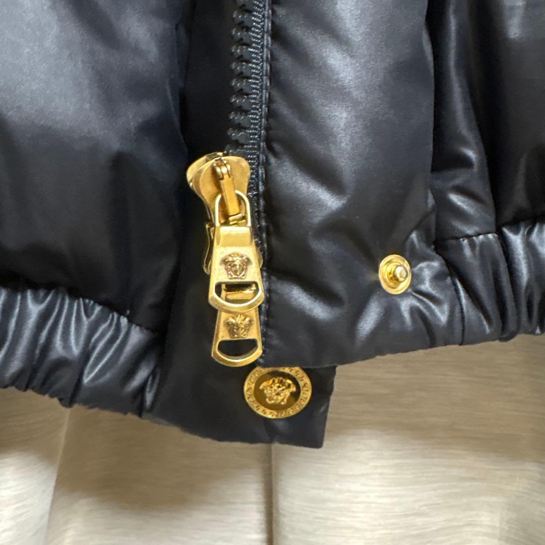 VERSACE ブラック ダウンジャケット 38