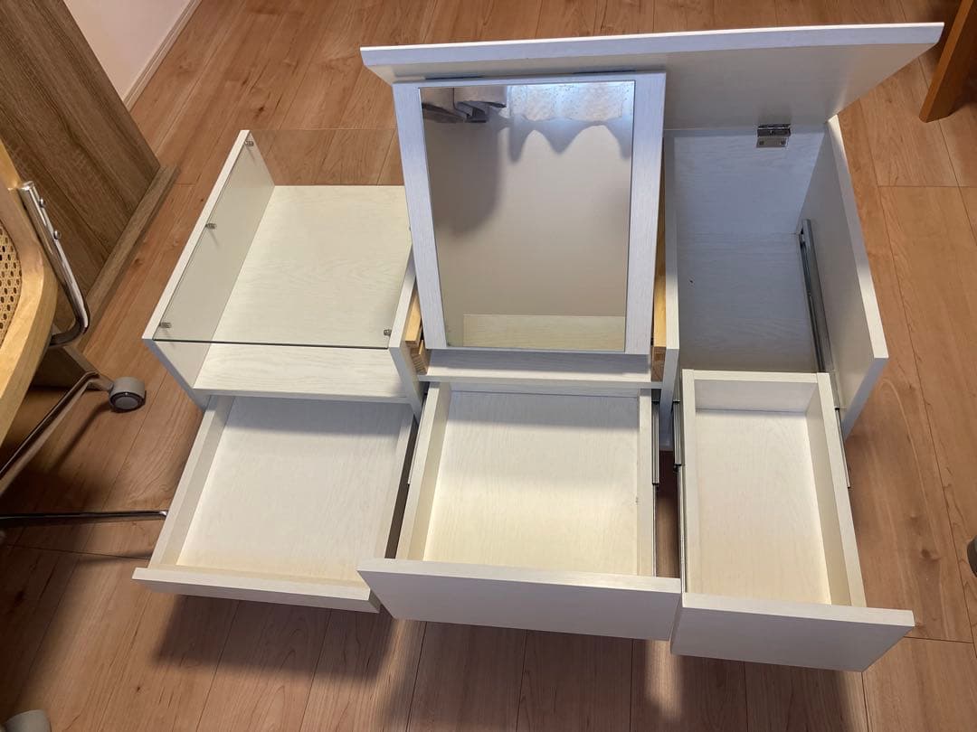 最終価格！！LOWYA ローテーブル引き出し・ミラー付き