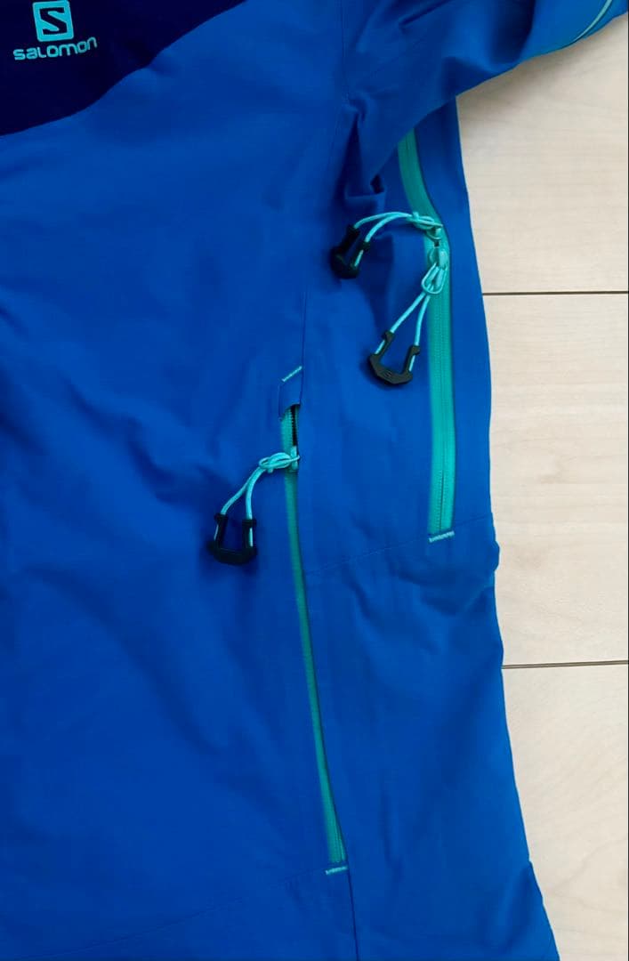 新品SALOMONスキーウェア上下