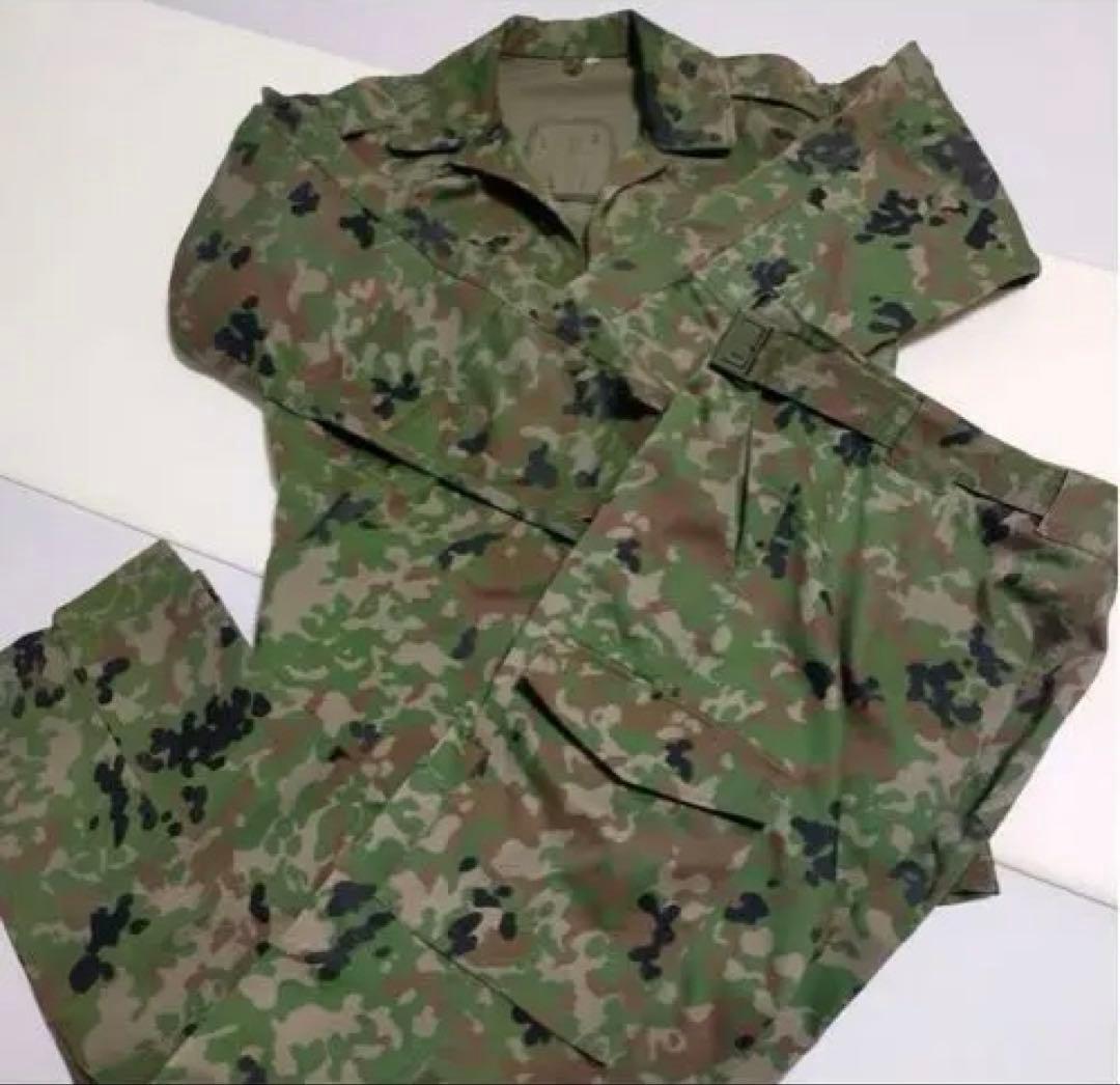 陸上自衛隊 迷彩服 上下セット