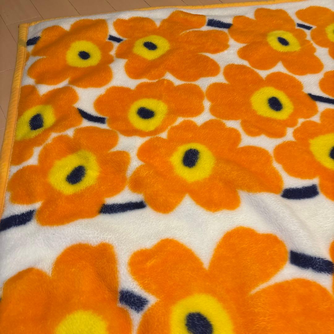 マリメッコ　シングル毛布　西川　ウニッコ　柄　オレンジ