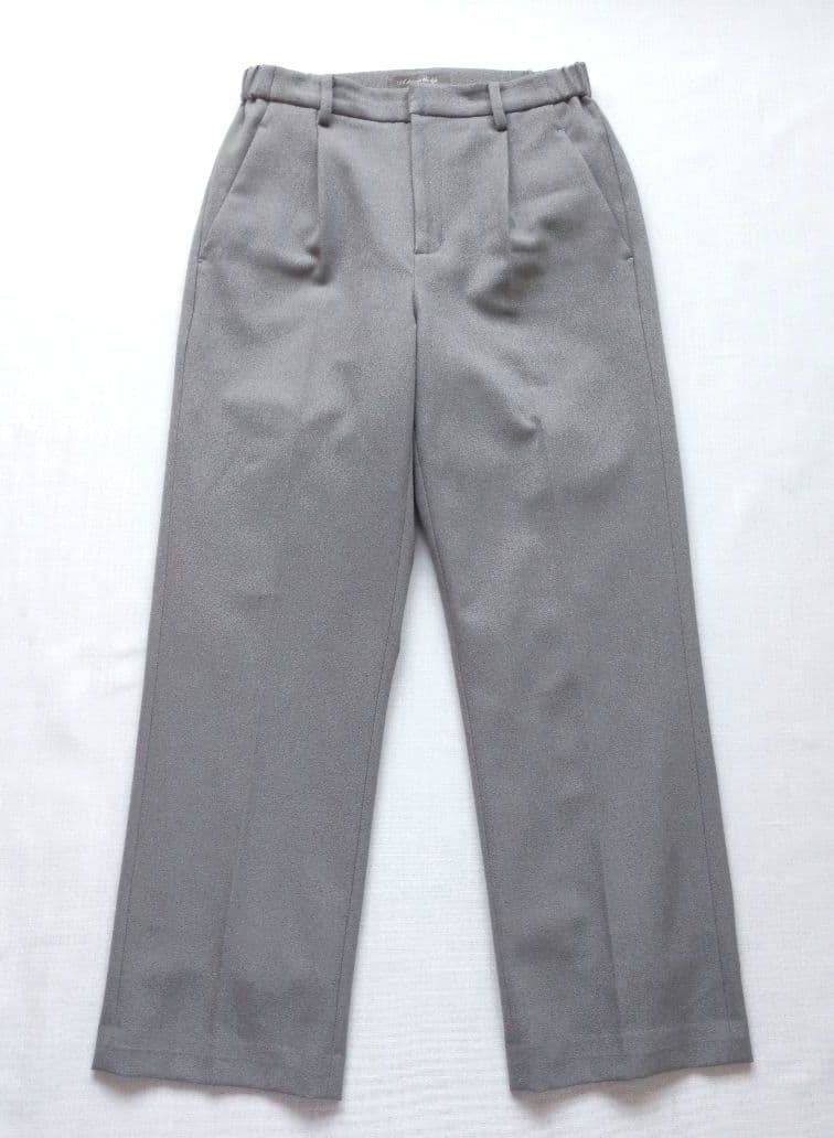 ユナイテッドアローズ　パンツスーツ　グレー　ノーカラージャケット　洗える