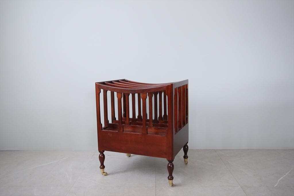 英国アンティーク木製マガジンラック/カンタベリー/本立て/雑誌本棚(88-1)