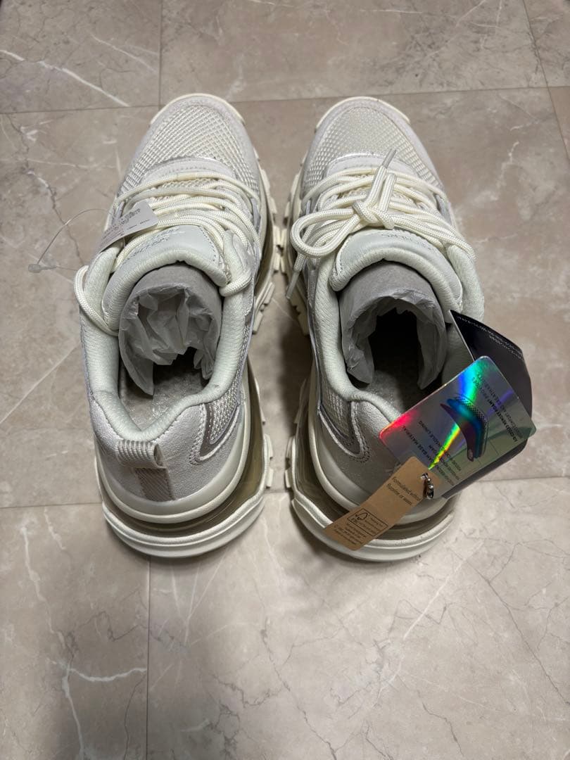 ※ yuyuritona　スケッチャーズ UNO CHAOS 24