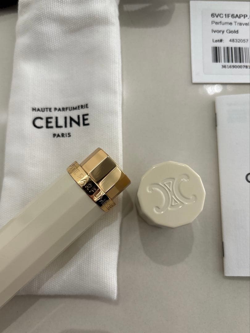 CELINE セリーヌ トラベルスプレー ケース アイボリー 香水