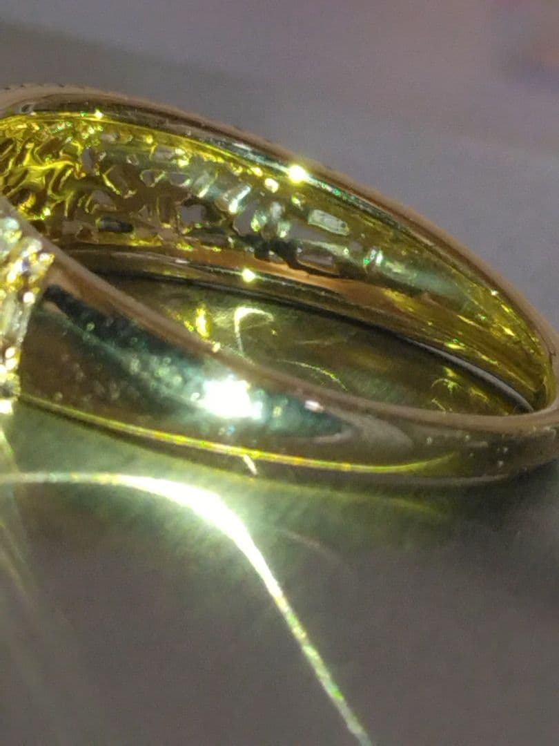 【ご奉仕価格】k18テーパー&ブリリアントカット天然ダイヤモンドパヴェ指輪