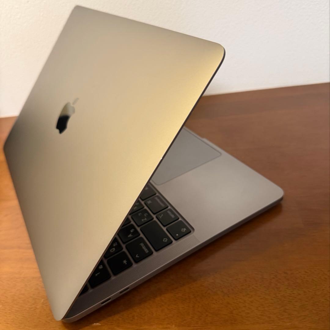 MacBook Pro 13インチ2020 Core i5/16GB/512GB