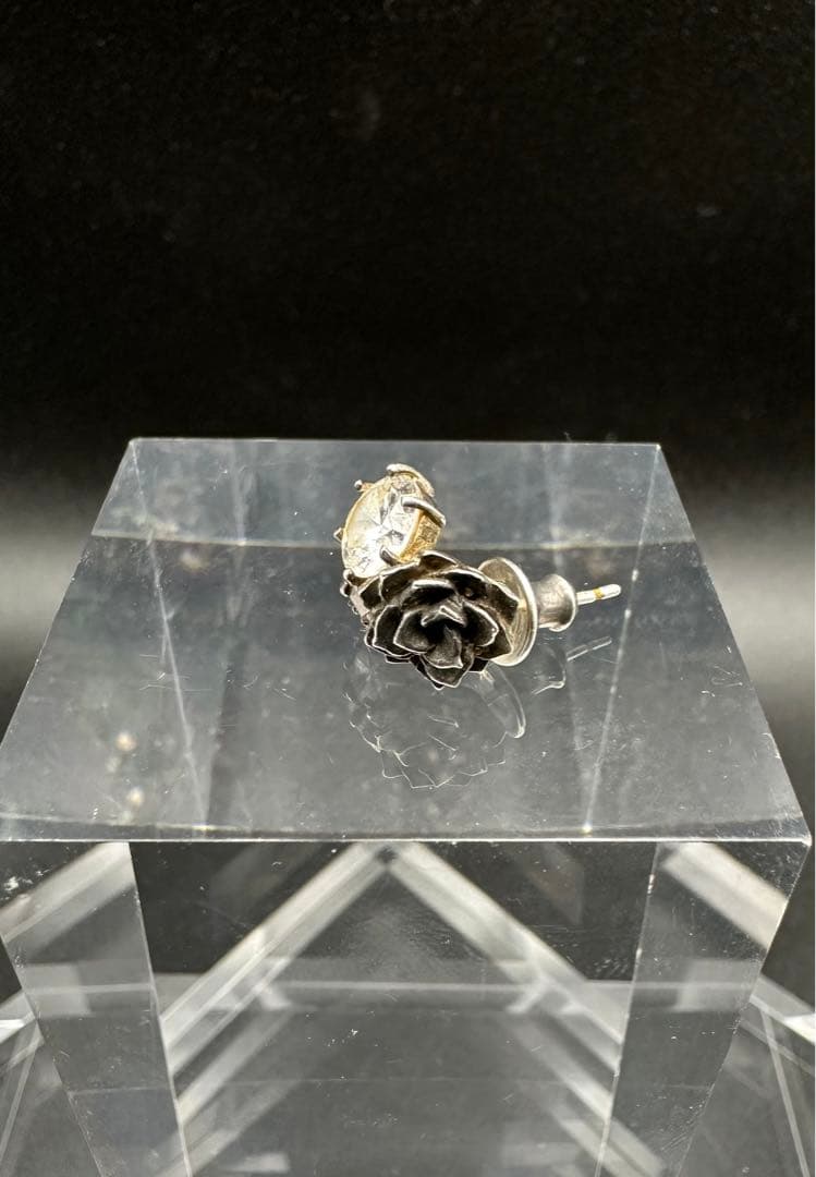 K*様 赤西着　janji rose ローズピアス　バラ　薔薇　kat-tun