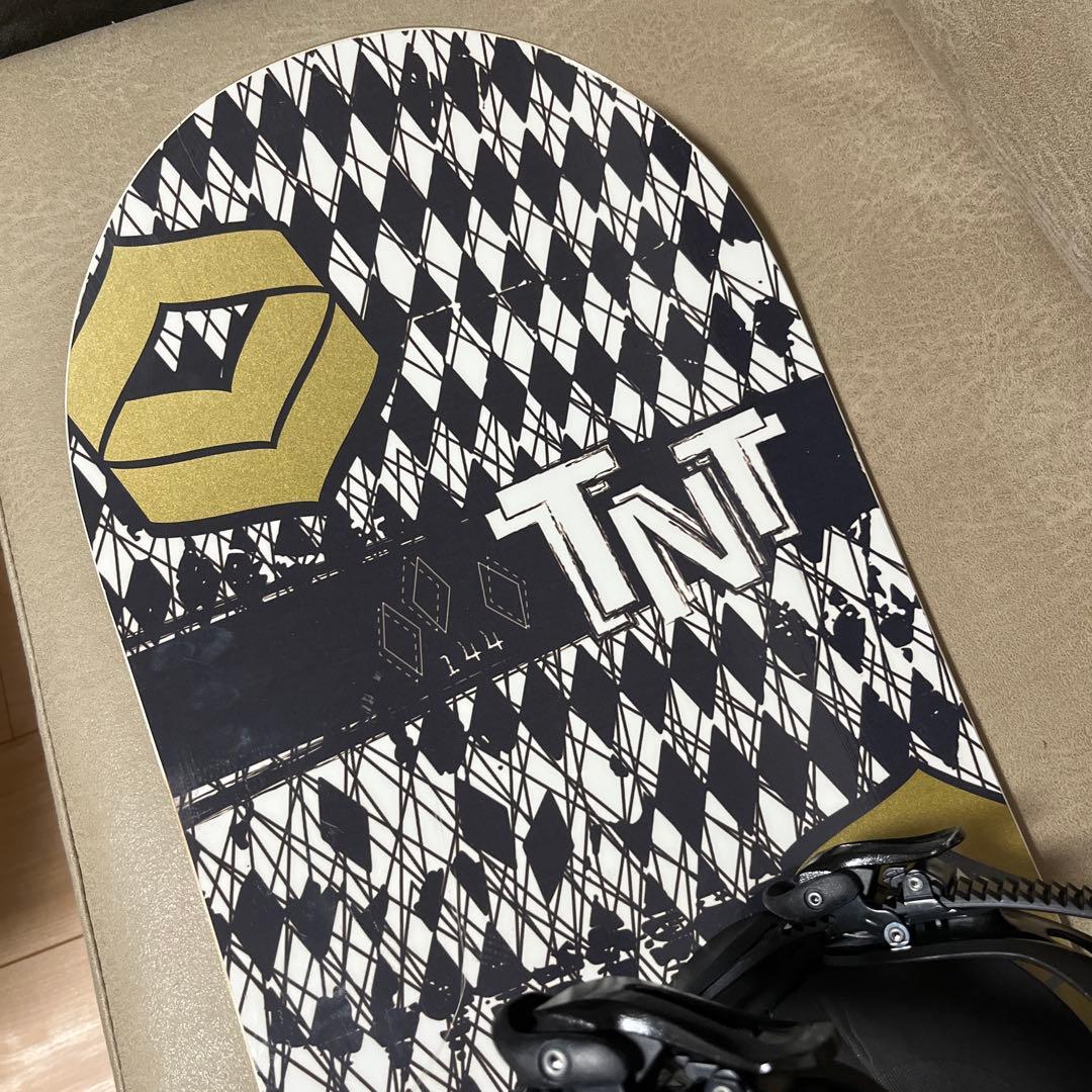 グラトリ専用機 FNTC（FTWO ）TNT 144 × FLUX PR