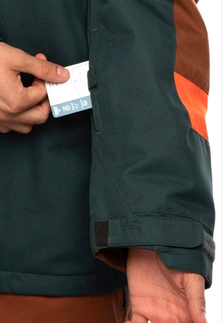 686 スノーボード　ウェア　ジャケット