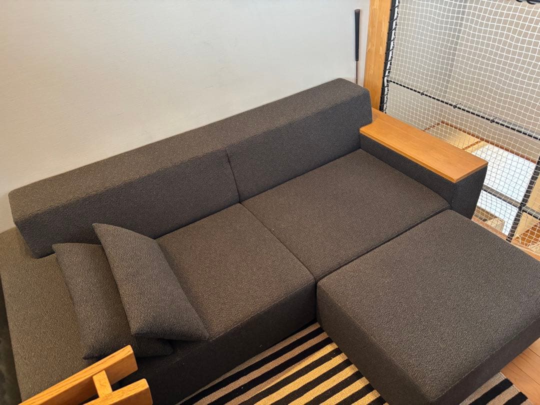 a28　オットマン