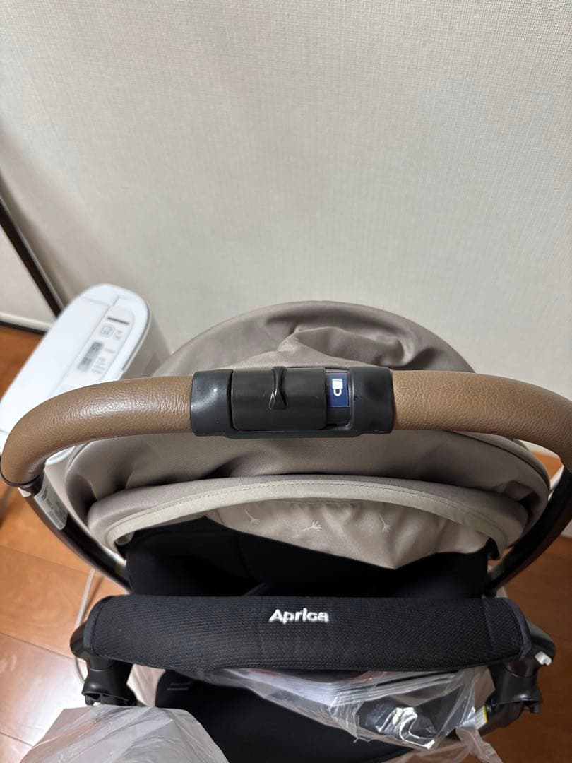 Aprica A型ベビーカー カルーンエアーメッシュAC 軽量 両対面 ベージュ