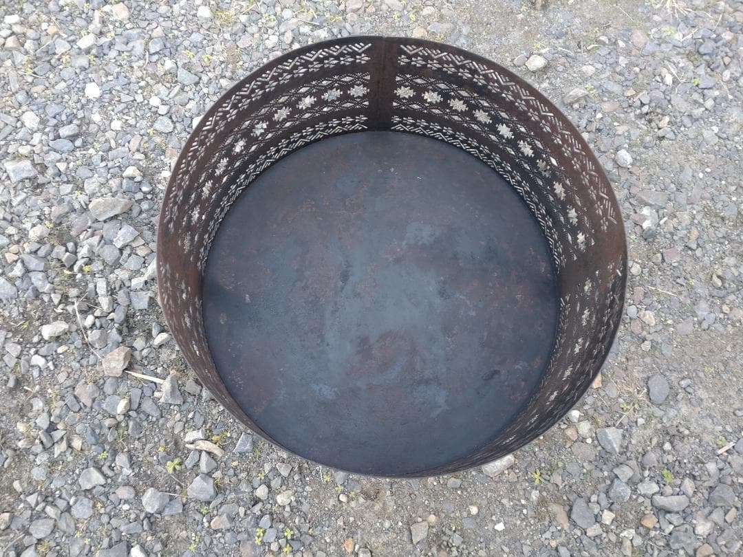 FUTURE FOX ナバホ柄 焚き火台 3回使用 五徳・収納袋付 元箱で発送