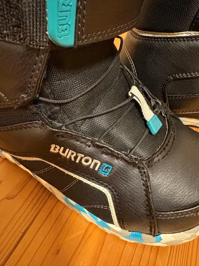 子供用CSBスノーボード133ビィンディングとBURTONブーツ24センチセット