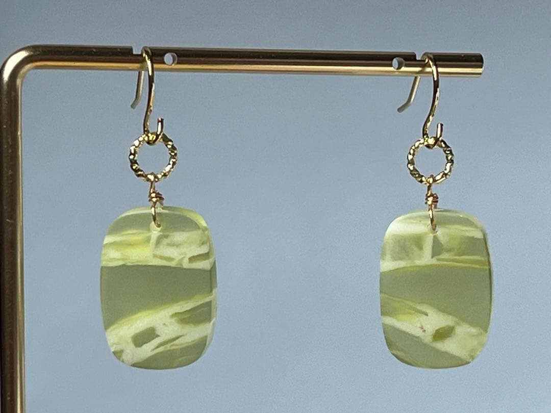 ビーゲンキ 14kgf 爽やかなライムグリーンのサーペンティン