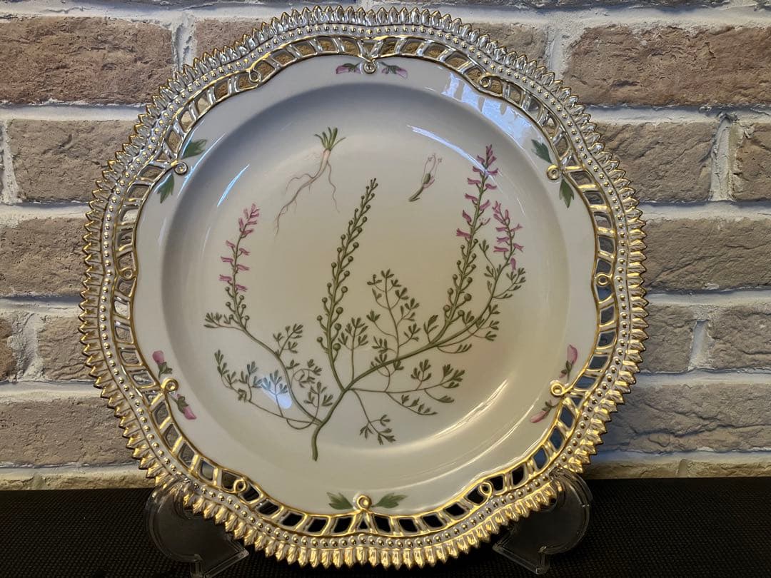 ◆希少◆1957年　透かし彫り　大皿　ロイヤルコペンハーゲン フローラダニカ