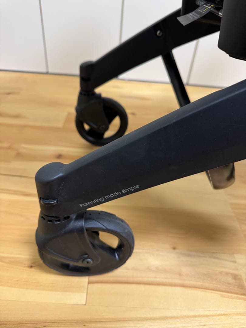 doona + ドゥーナ　ベビーカー　チャイルドシート　ISOFIXベース