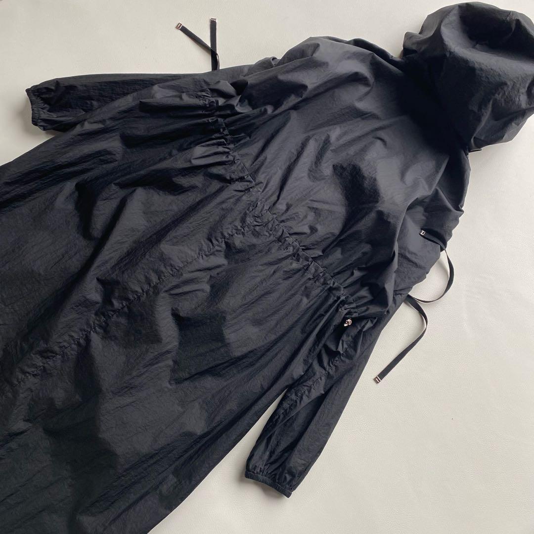 ヘルノ 袖シャーリング　スプリング　ロングコート ブラック 38　フーディ