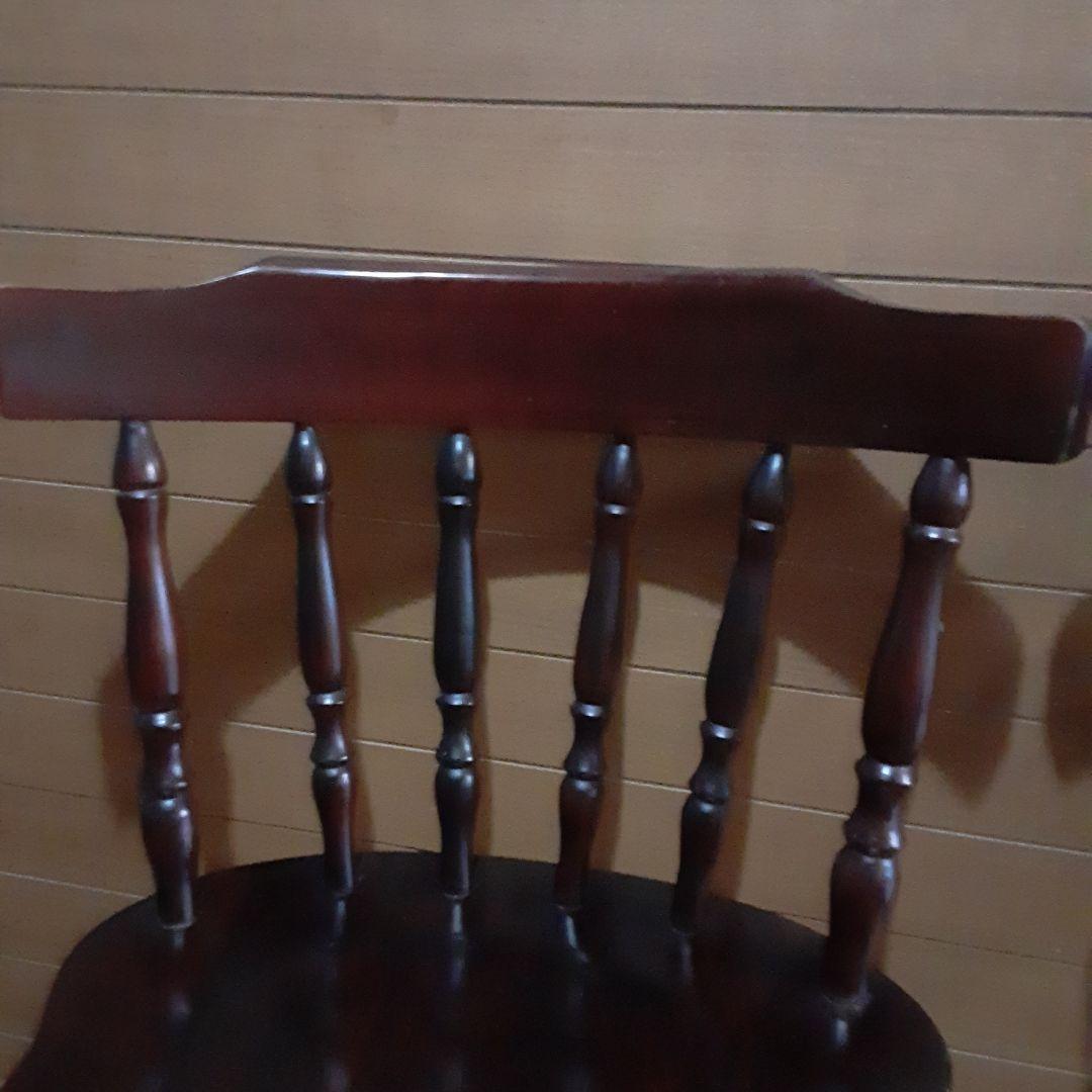 ダークブラウン スピンドルバック椅子 2脚