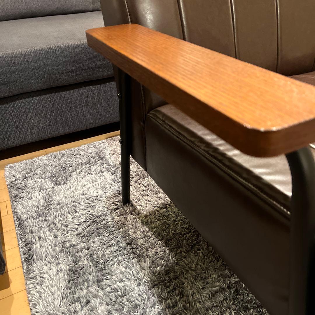 美品　ニトリ　2人掛けソファ 合皮タイプ (ステイン2KD Nシールド DBR)