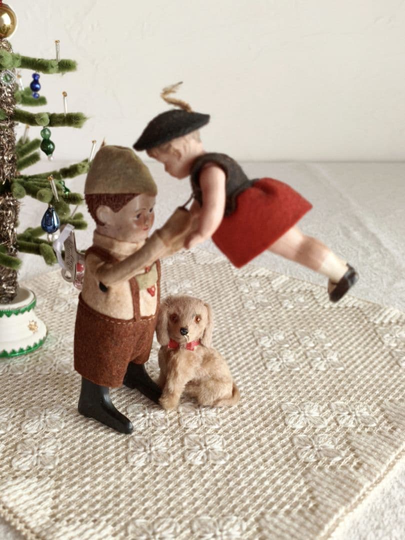 【misen2014さま】vintage ୨୧ リアルファーのおすましワンちゃん