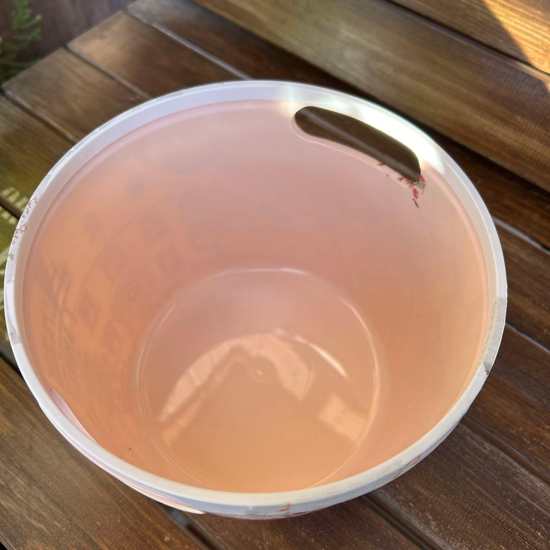 ご購入済み　リメイク　ラウンドバスケット オーナメントを抱いたうさぎさん