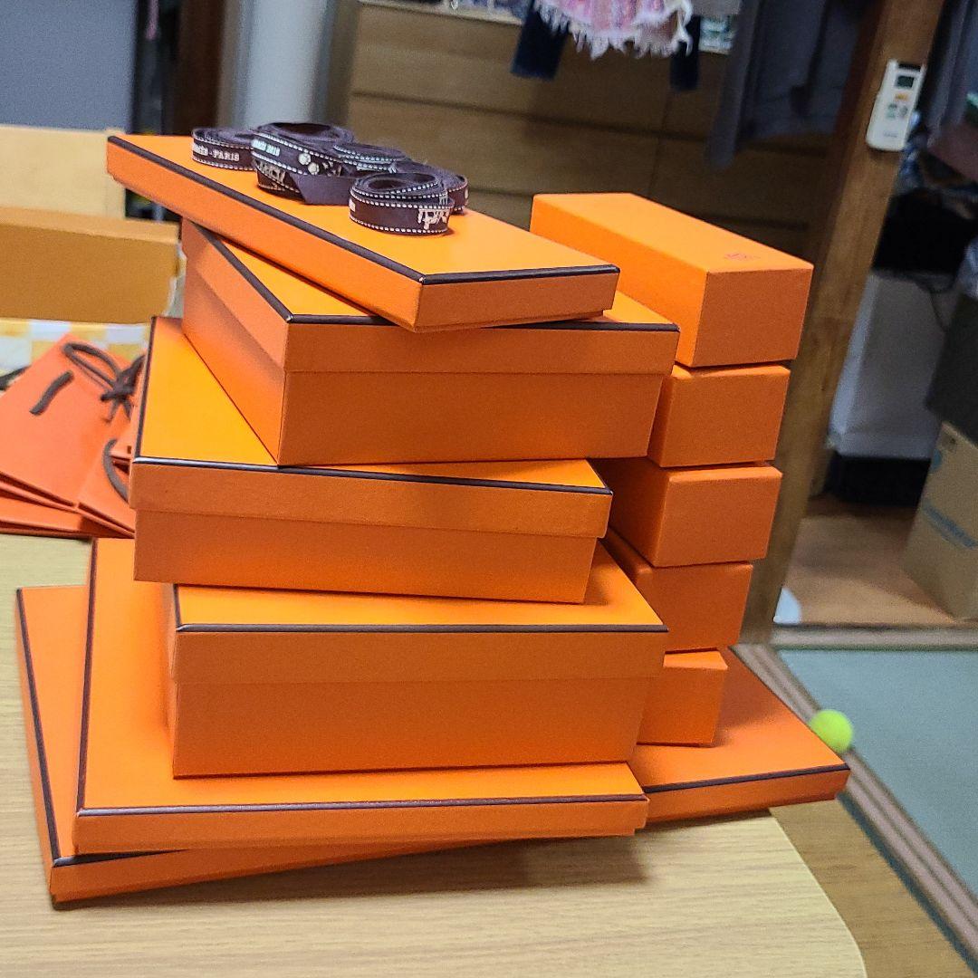 エルメス紙袋11枚　大、中、小箱11箱リボン6本