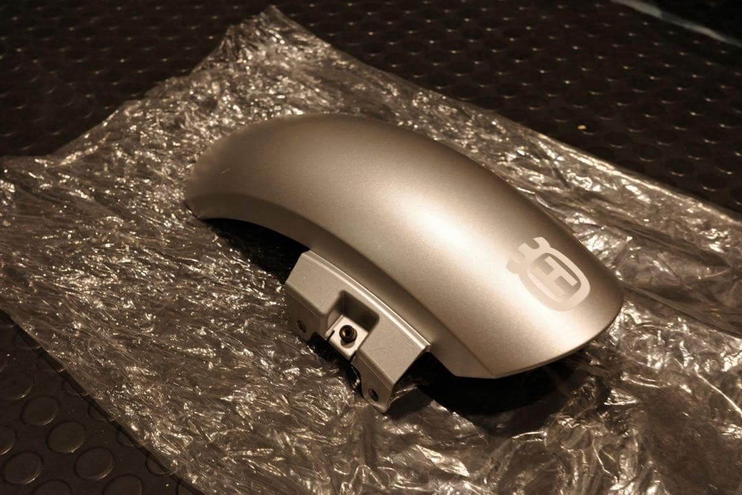 vitpilen701 フロントフェンダー