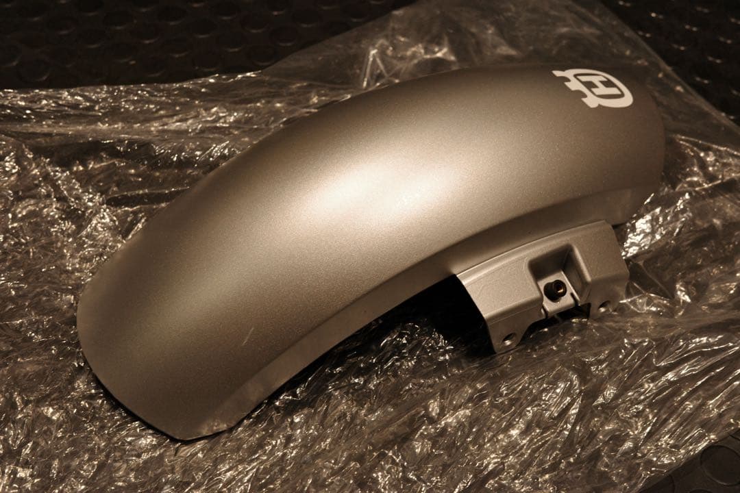 vitpilen701 フロントフェンダー