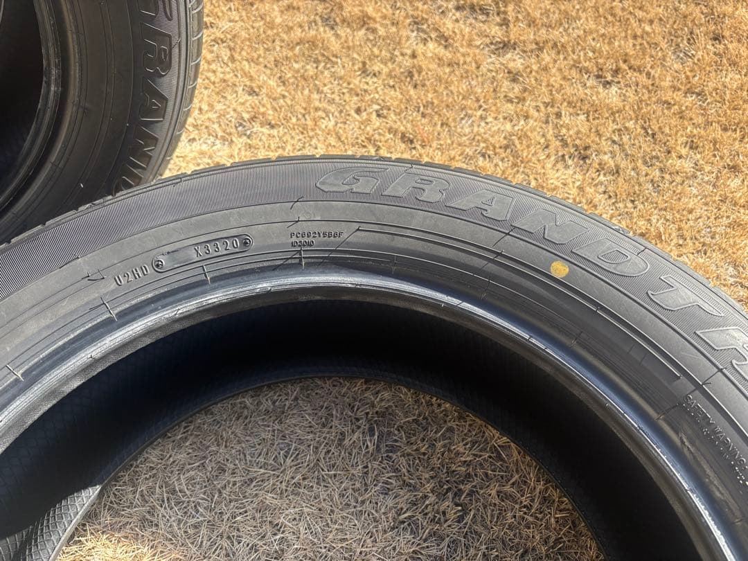 225/60R18 ダンロップ製タイヤ　ハリアー、RAV4、アルファード等