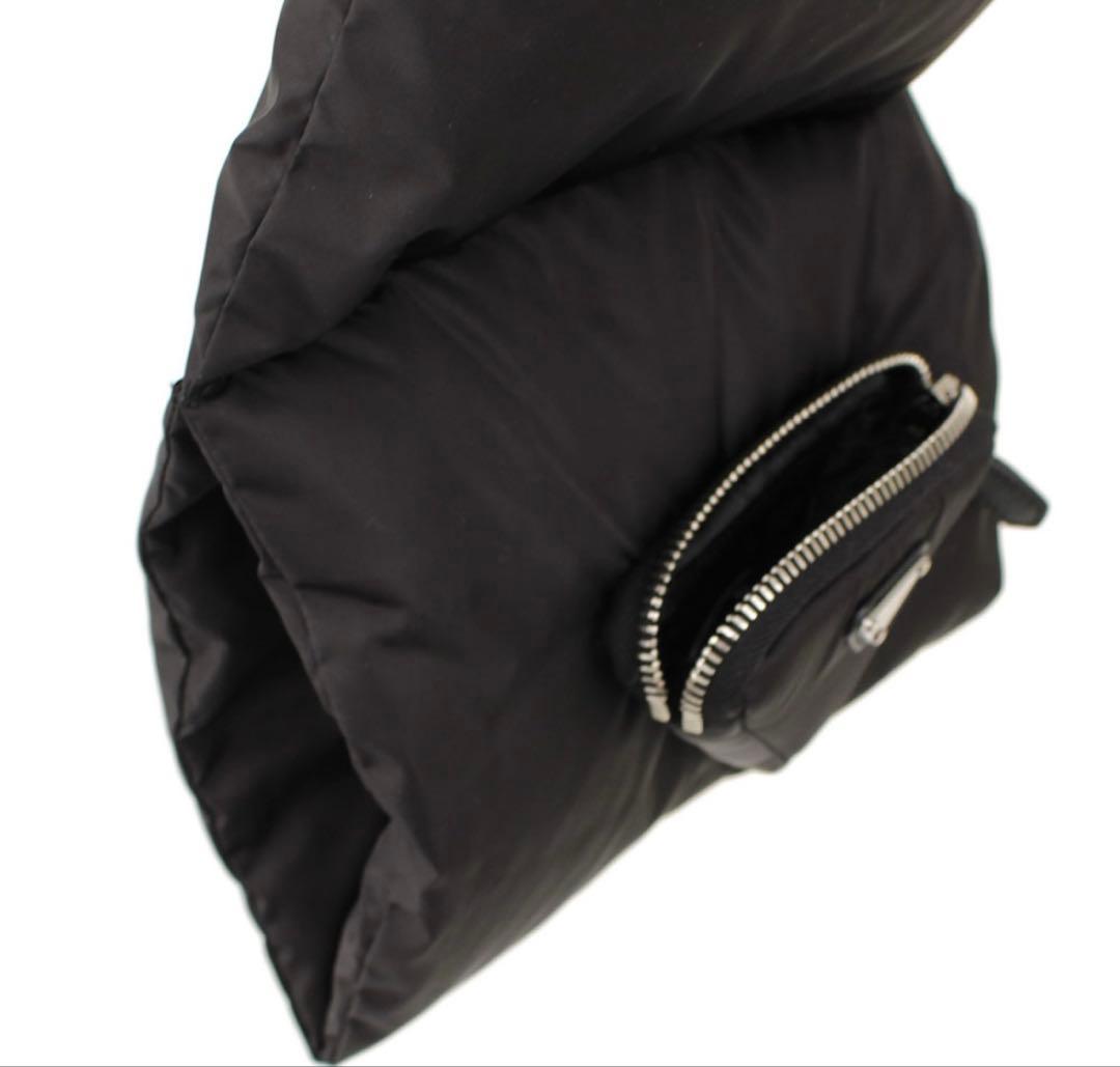 PRADA ナイロンスカーフ　プラダ　renylon マフラー