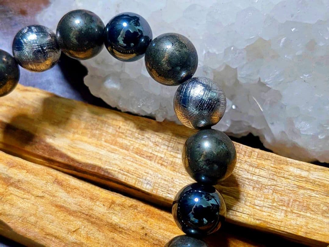 店舗閉店セール☆ギベオン隕石5pcs × ヘマタイト × 黄鉄鉱 ブレスレット