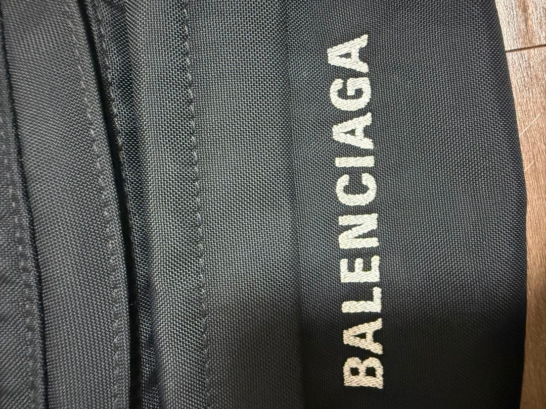 BALENCIAGA ボディバッグ・ウエストポーチ 黒